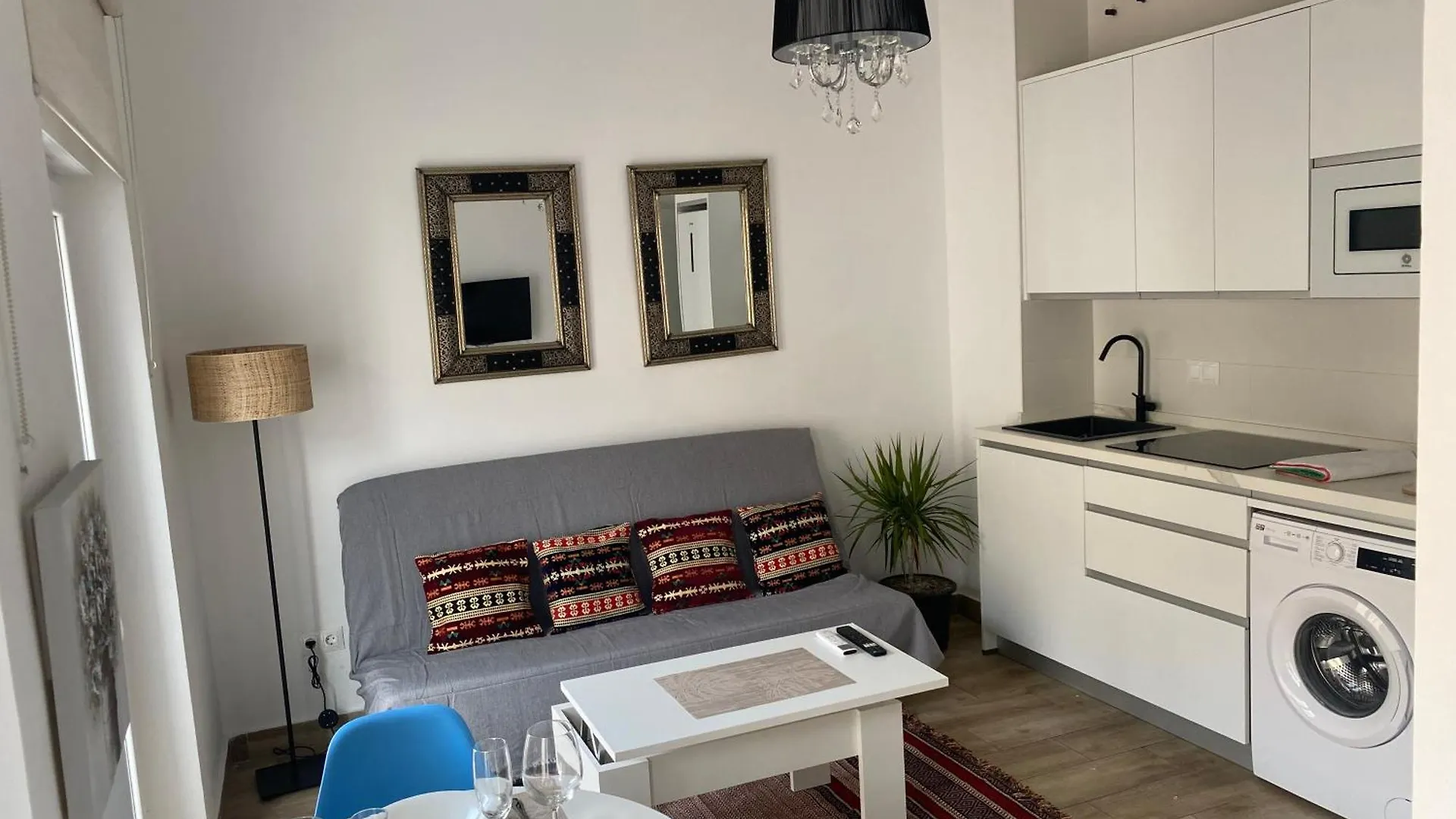 Apartamento Suite Iluminada En El Centro Historico De Málaga